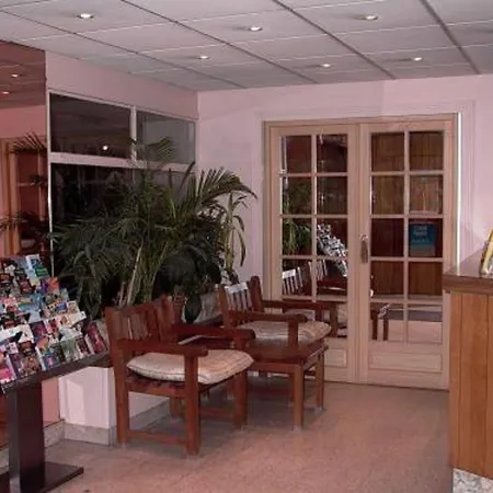 재리 컴포트 호텔 *