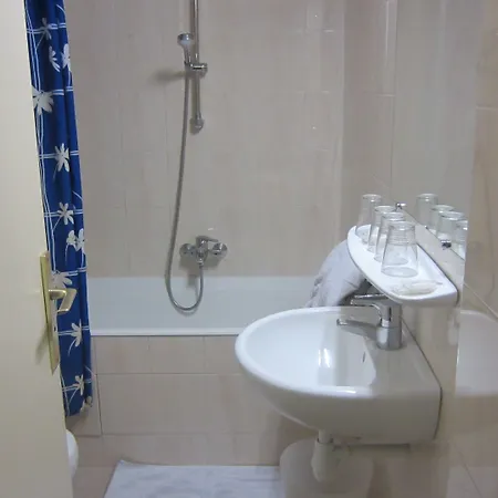 호텔 재리 컴포트 *