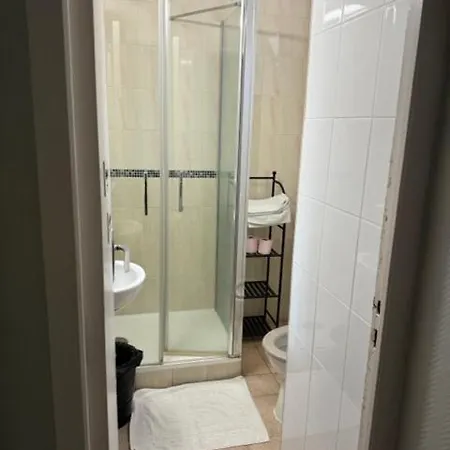 재리 컴포트 파리