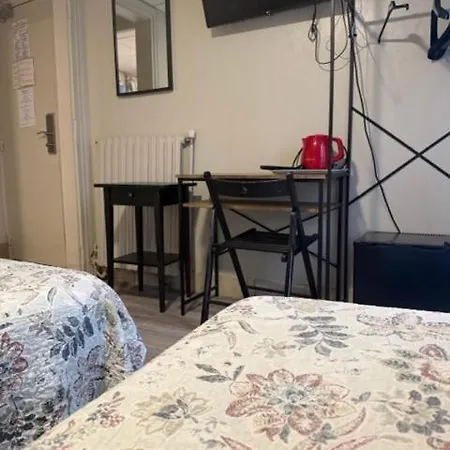 재리 컴포트 호텔 *