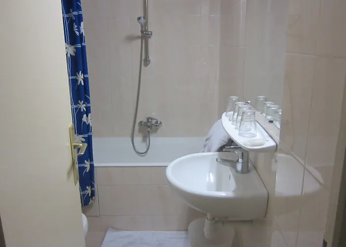 Hotel Jarry Confort *