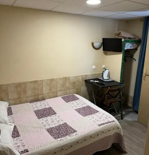 Jarry Confort Hotel Paris