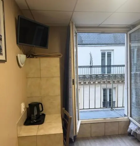 Jarry Confort Hotel Paris