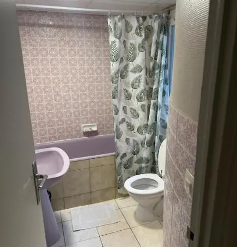 Jarry Confort Hotel Paris