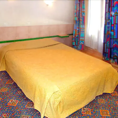 Hotell Jarry Confort *