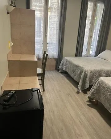 Hotell Jarry Confort Paris