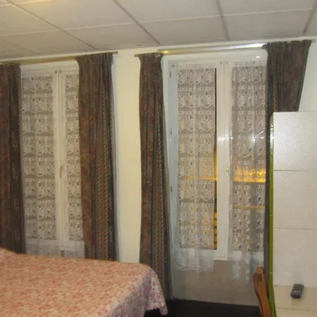 Hotell Jarry Confort *
