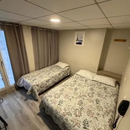 Jarry Confort Hotell *